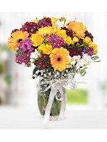 Vazoda Mevsim Çiçekleri